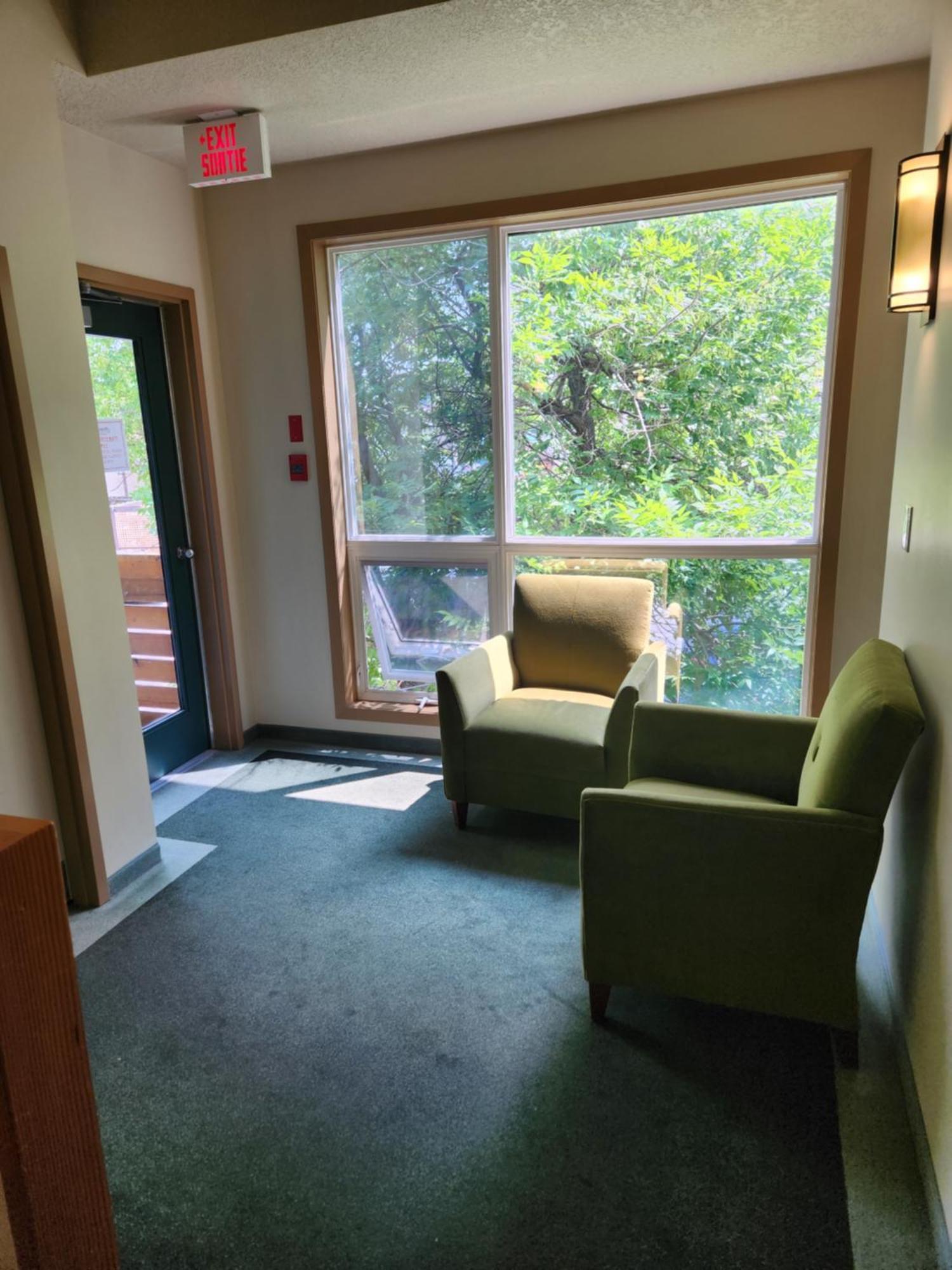Waterton Lakes Lodge Resort Esterno foto