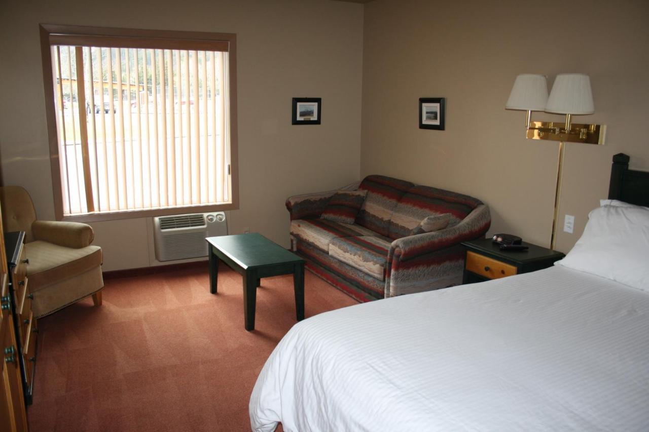 Waterton Lakes Lodge Resort Esterno foto